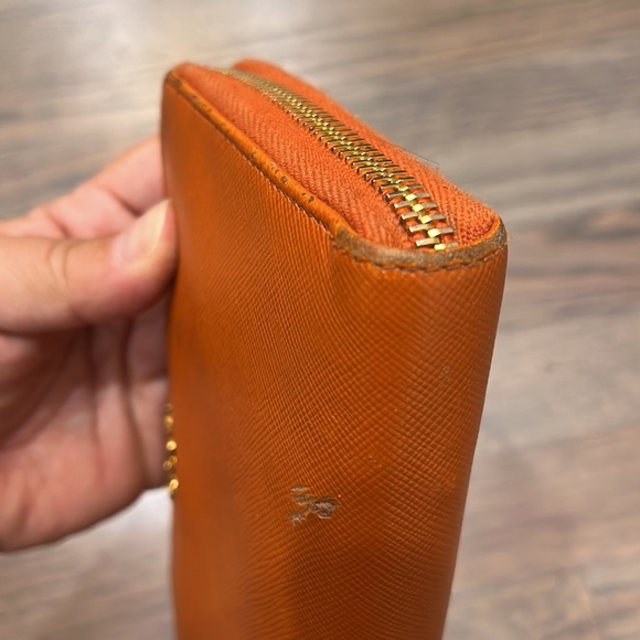 Prada Orange Soffiano leather wallet - Picture 5 of 8